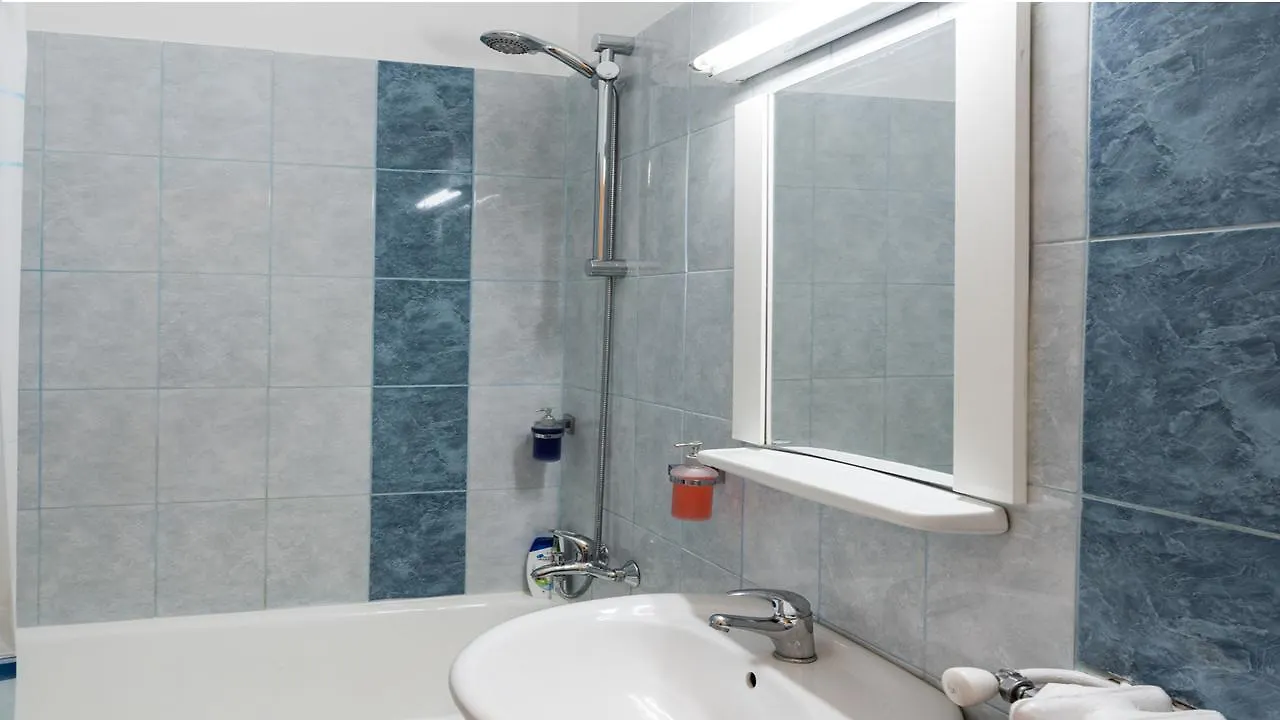 Inner Circle Studio Bucharest Apartment